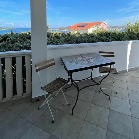 Apartment Lucija With Pool *