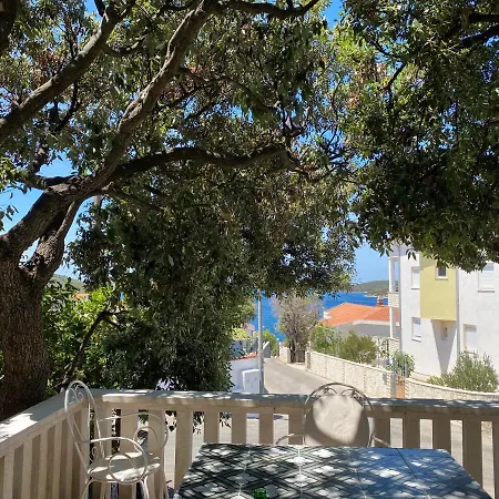 Apartment Lucija With Pool