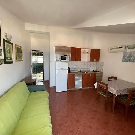 Lucija With Pool Apartment