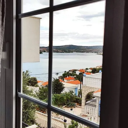 Apartment Lucija With Pool Ražanj