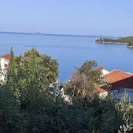 Lucija With Pool Apartment