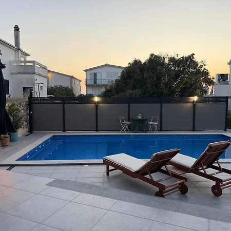 Lucija With Pool Apartment Ražanj