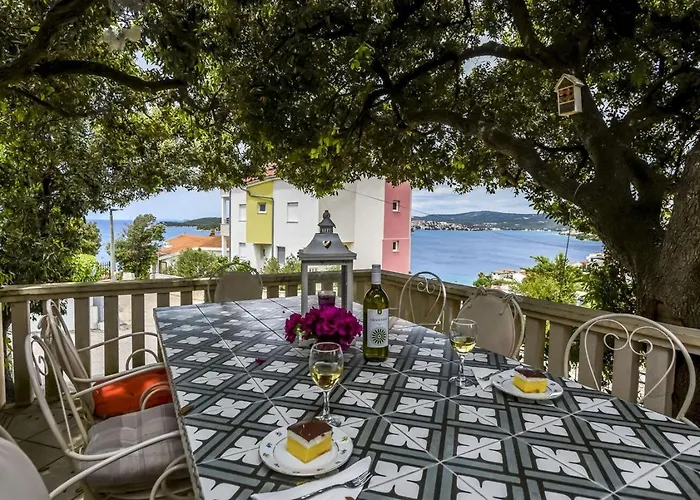 Lucija Appartement *